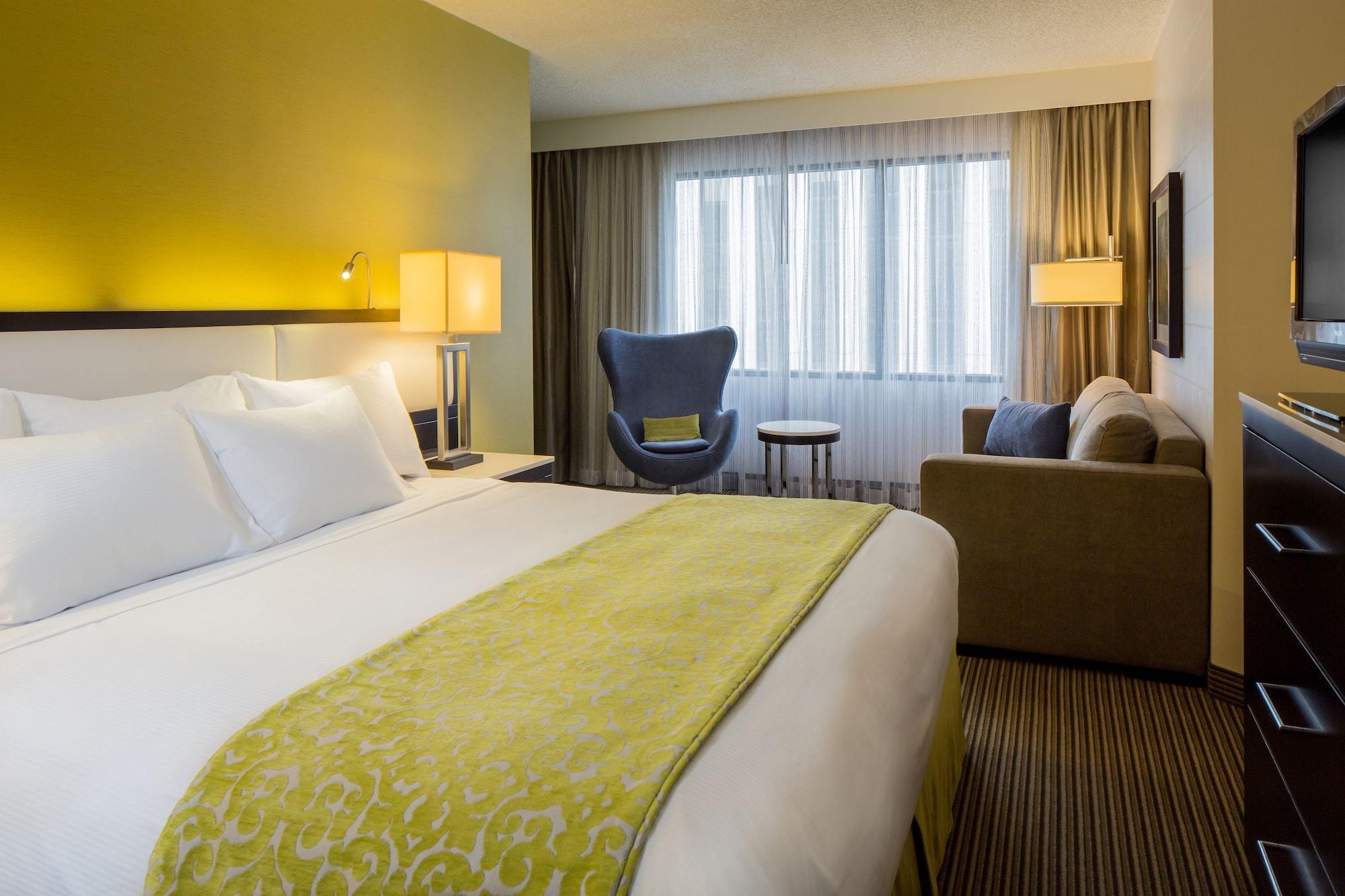 The Hollis Halifax - A Doubletree Suites By Hilton Екстериор снимка