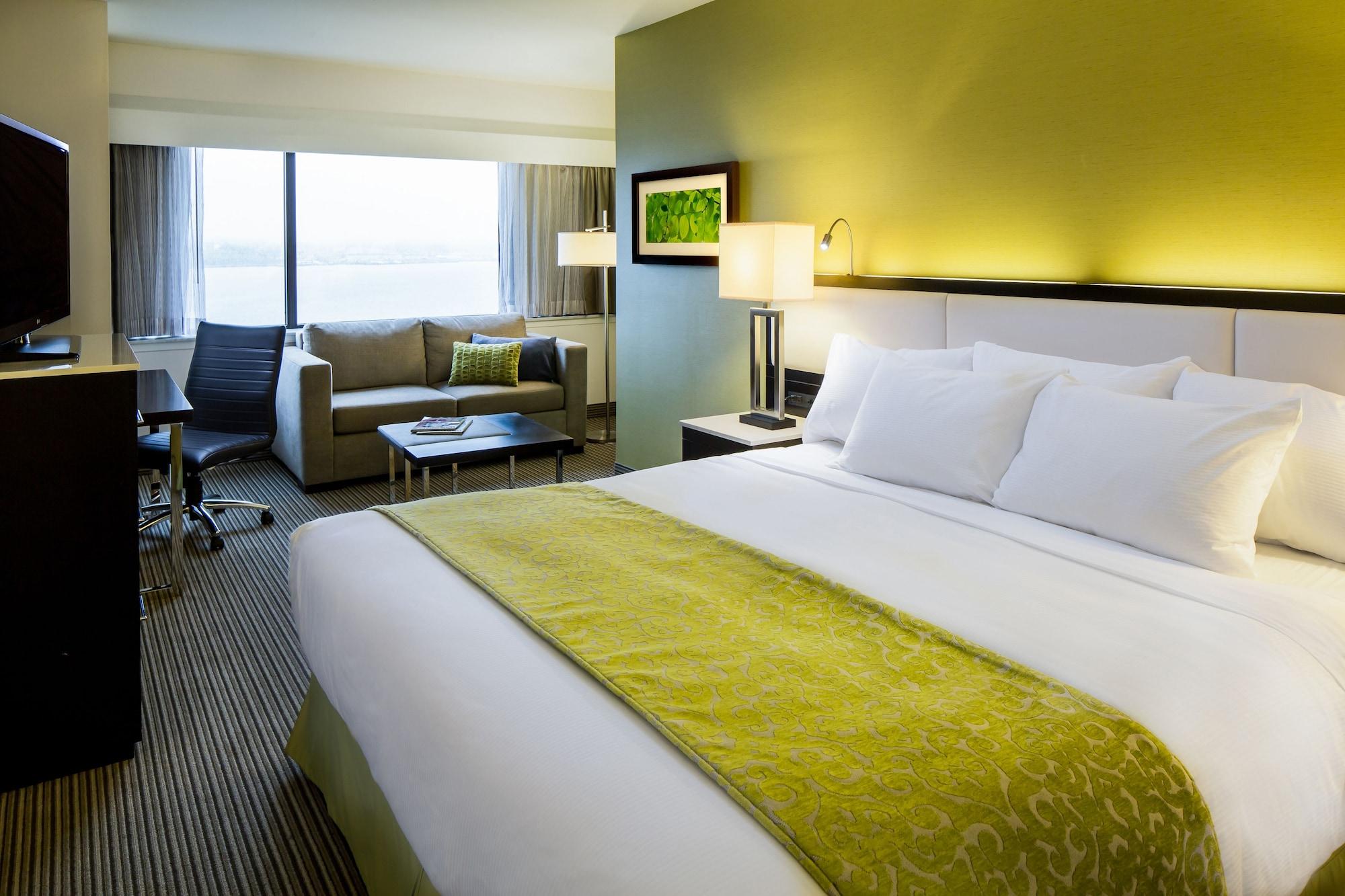The Hollis Halifax - A Doubletree Suites By Hilton Екстериор снимка