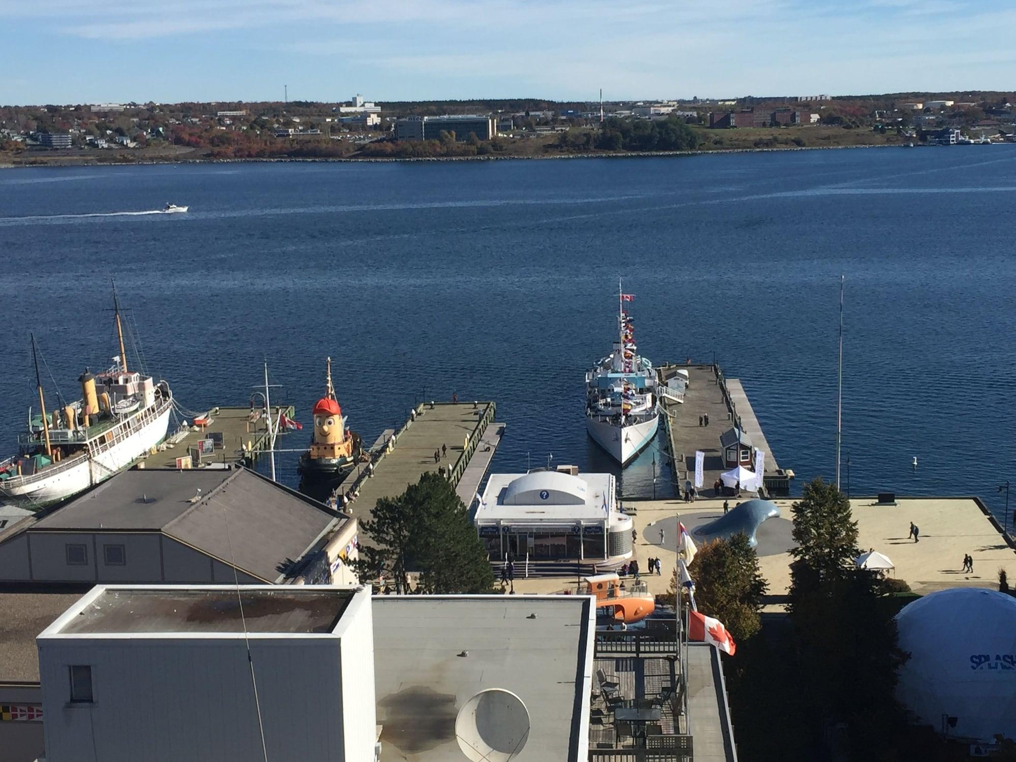 The Hollis Halifax - A Doubletree Suites By Hilton Екстериор снимка