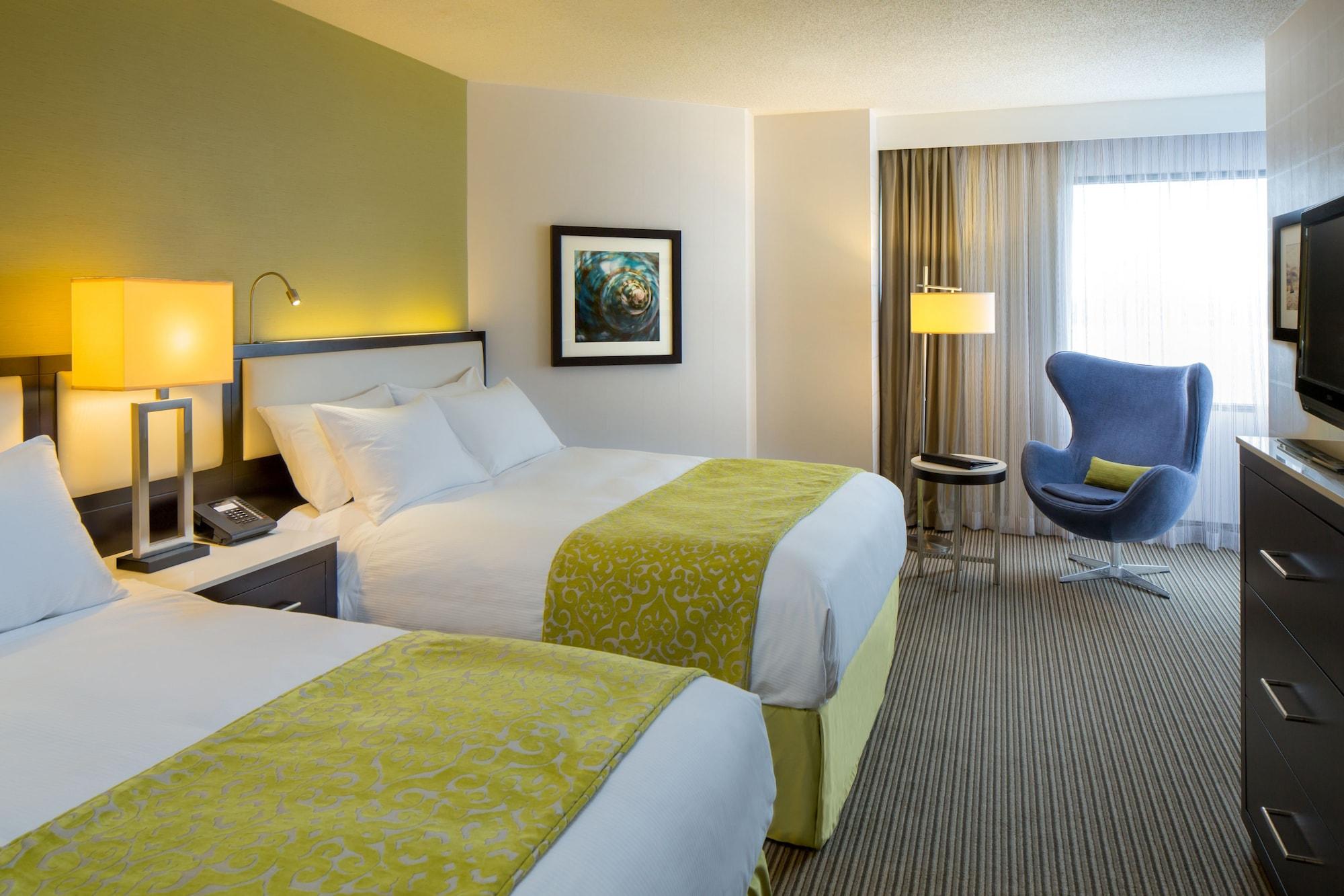 The Hollis Halifax - A Doubletree Suites By Hilton Екстериор снимка