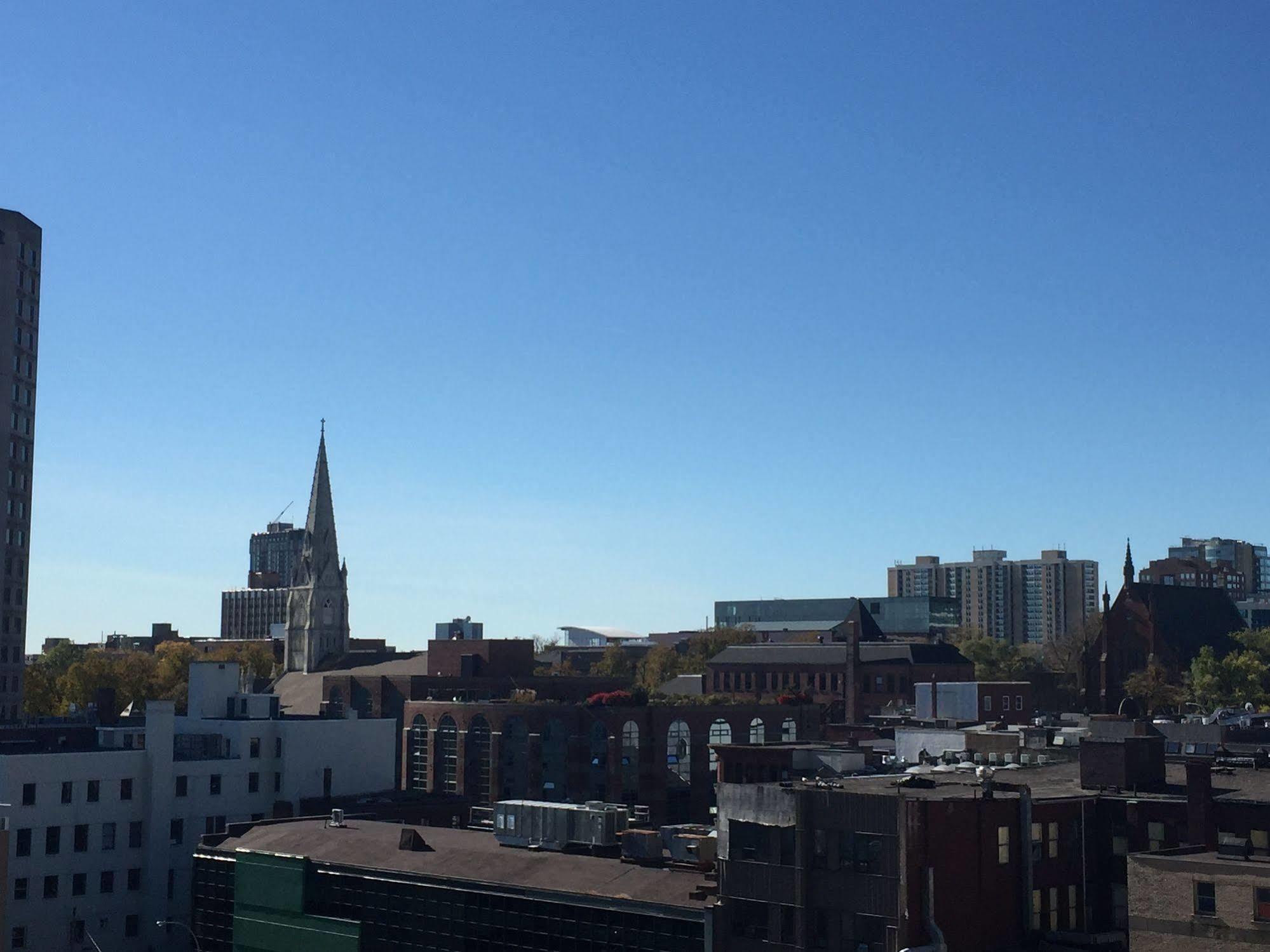 The Hollis Halifax - A Doubletree Suites By Hilton Екстериор снимка